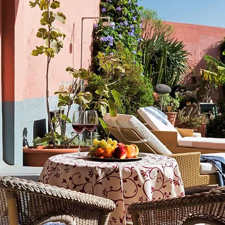 Caliborna Вилла *