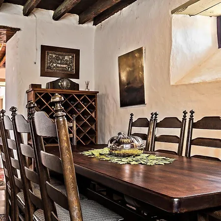 Caliborna Фасния